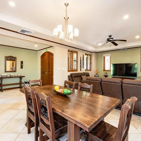 Sol Y Mar 4B Beachfront 3Br 2Nd Floor-2